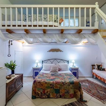 Blue Heaven Villa , Skopelos Chora Greece Panormos  エクステリア 写真
