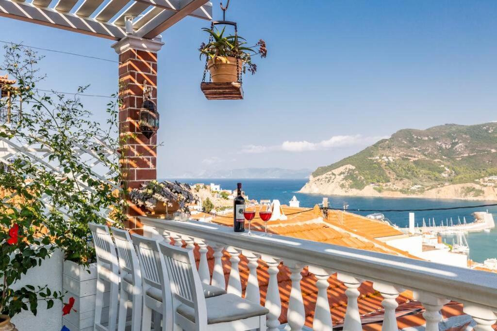 Blue Heaven Villa , Skopelos Chora Greece Panormos  エクステリア 写真
